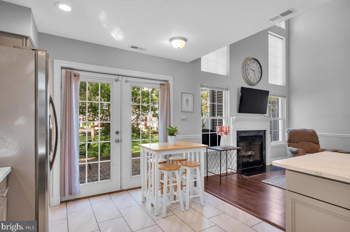 13 Ln Costa Dr, Blenheim NJ 08012-5533 exterior