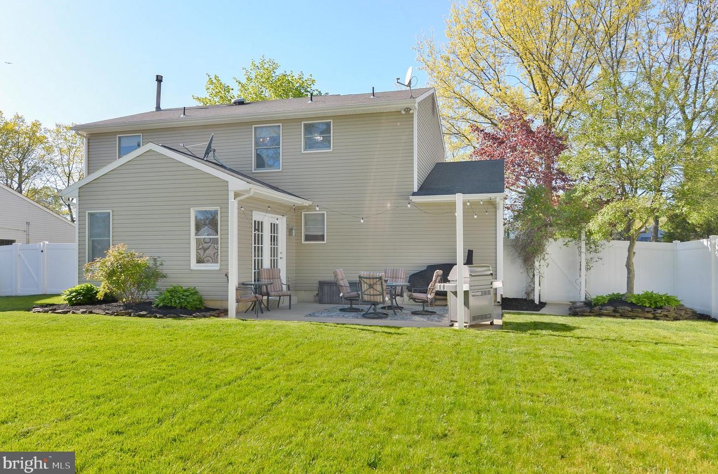 8 Killington Ct, Erial NJ  08081-3229 exterior