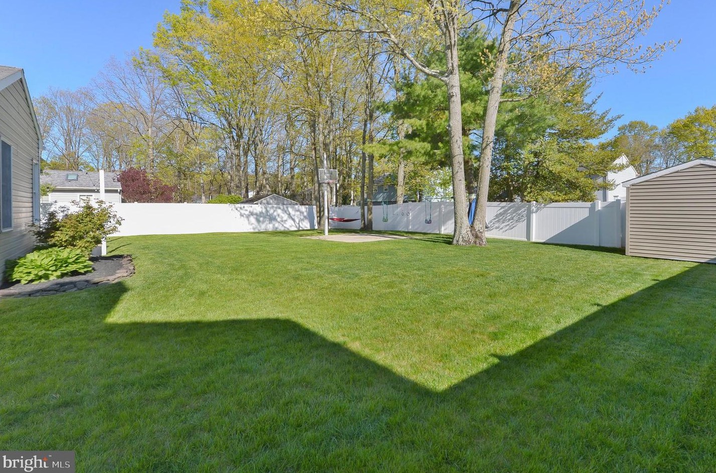 8 Killington Ct, Erial NJ  08081-3229 exterior