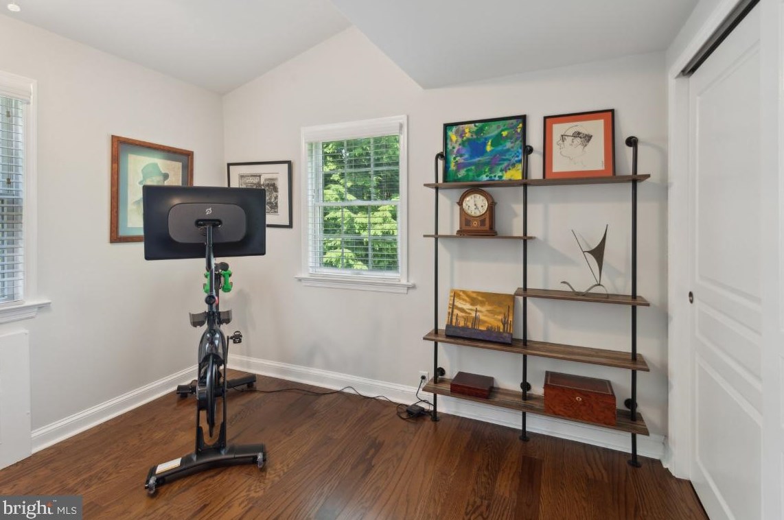 110 Homestead Ave, Tavistock NJ 08033-2731 exterior