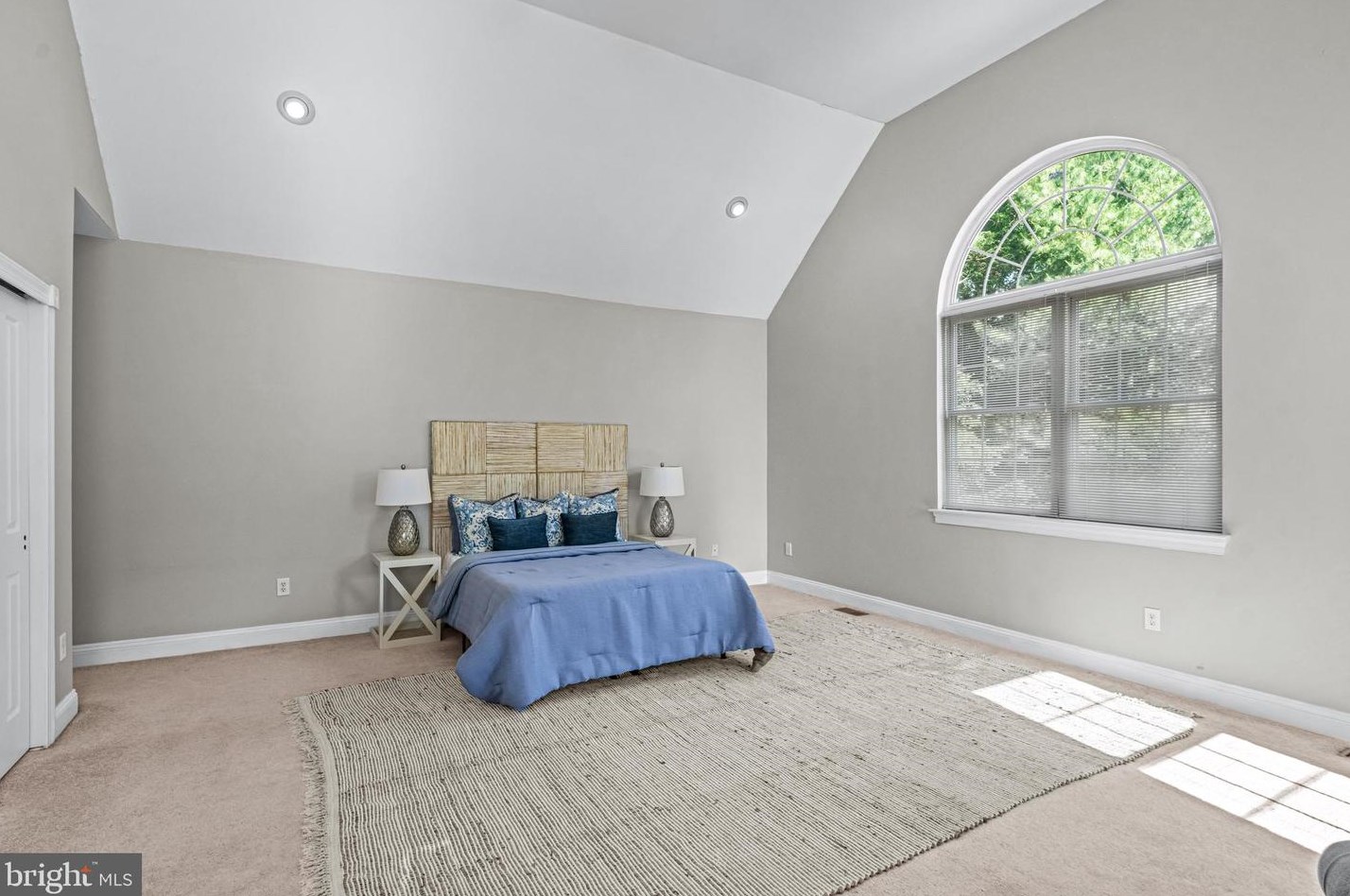 213 Park Ave, Haddonfield NJ 08033-1639 exterior