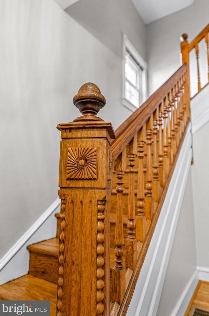 213 Park Ave, Haddonfield NJ 08033-1639 exterior