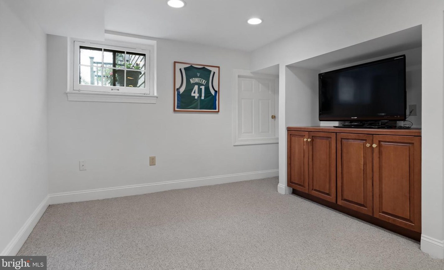 237 Mountwell Ave, Haddonfield NJ 08033-3311 exterior