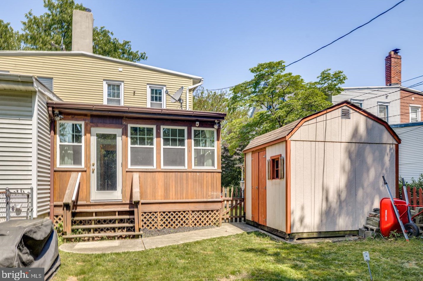 612 Sycamore Ter, Haddon Heights NJ 08035-1725 exterior