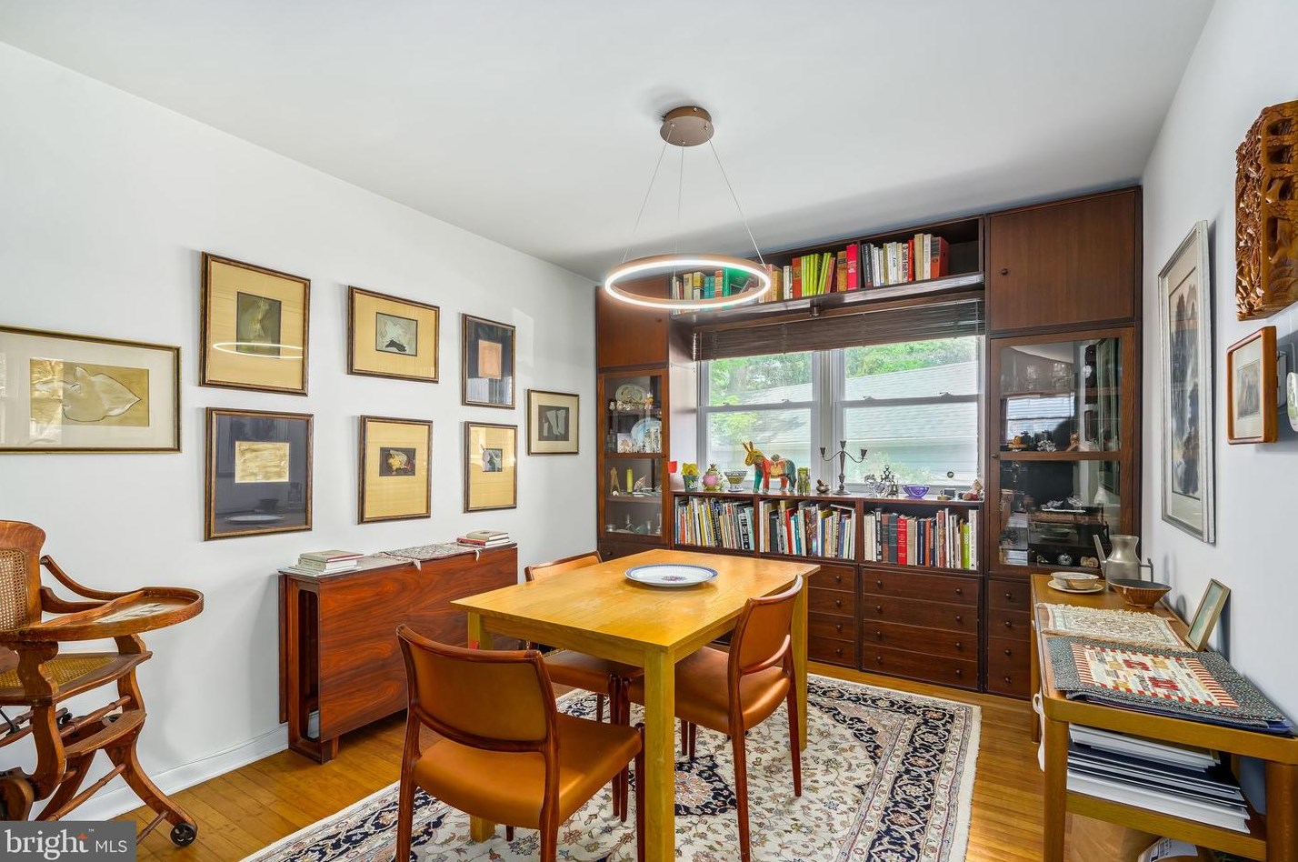 319 Longwood Dr, Tavistock NJ 08033-1039 exterior