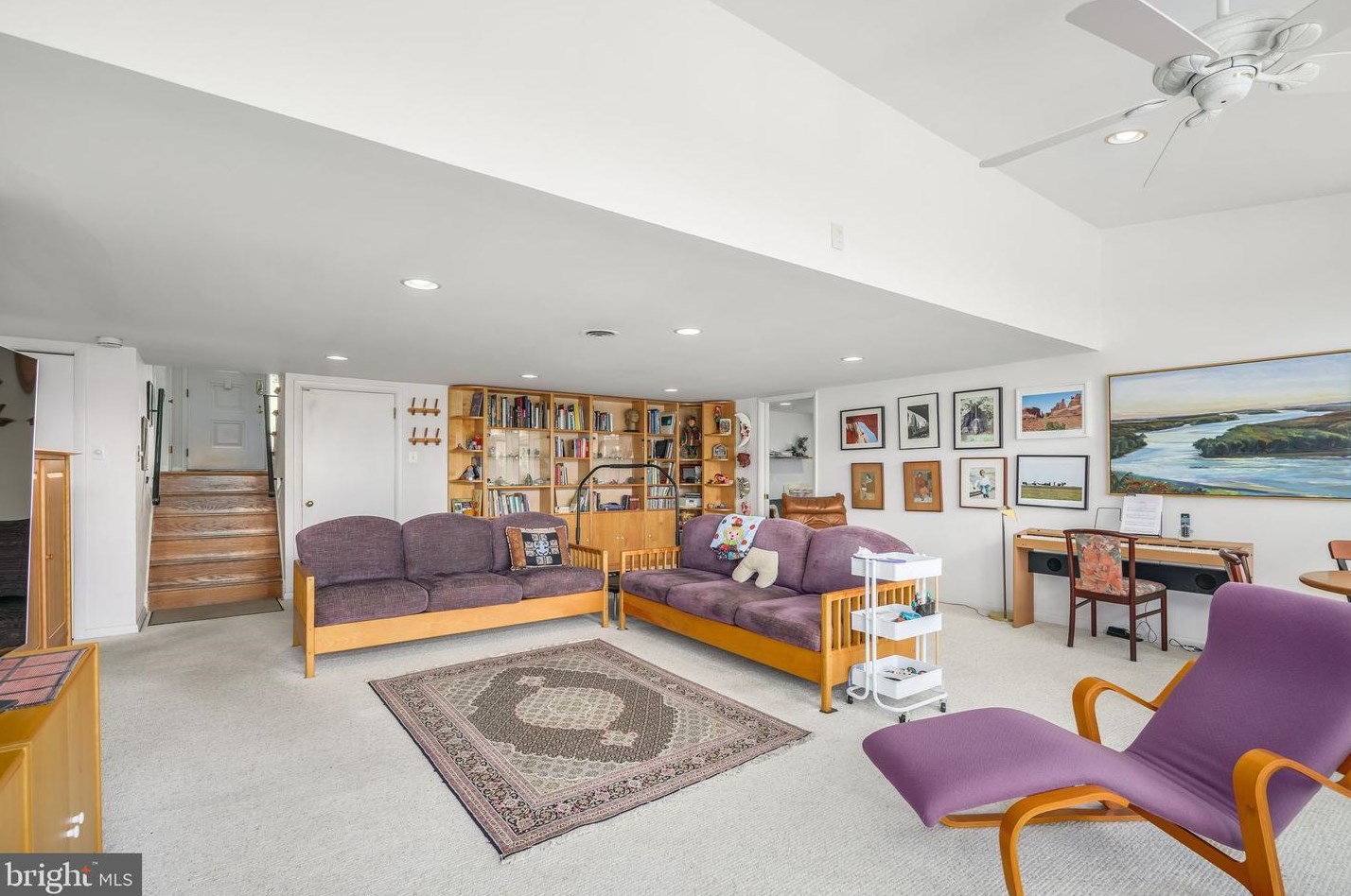 319 Longwood Dr, Tavistock NJ 08033-1039 exterior