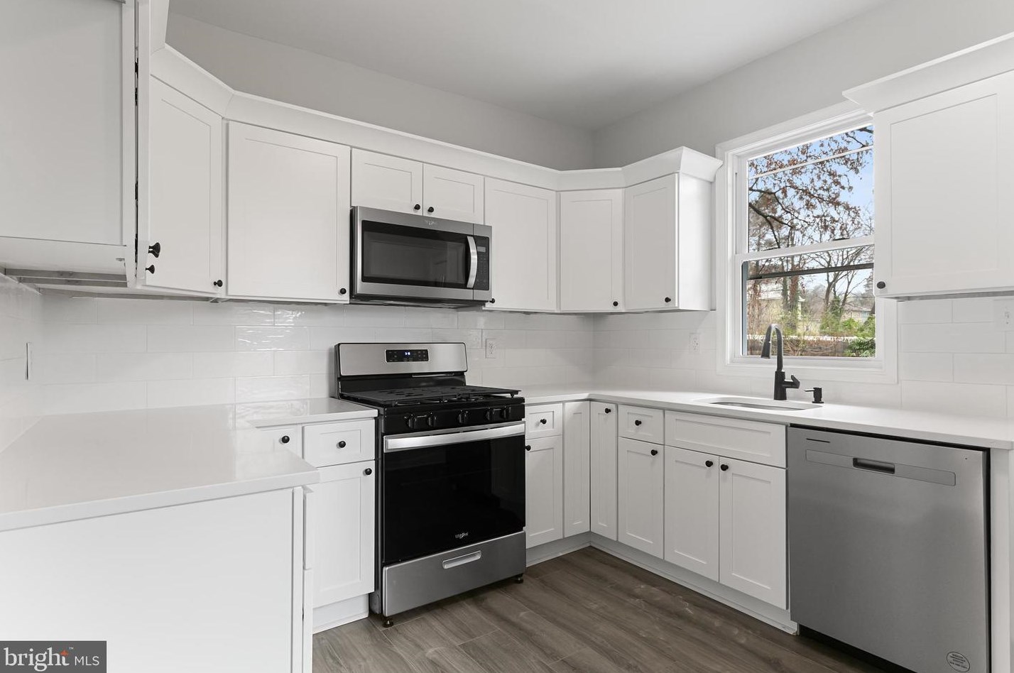 209 Poplar Ave, Camden NJ  08109-1841 exterior