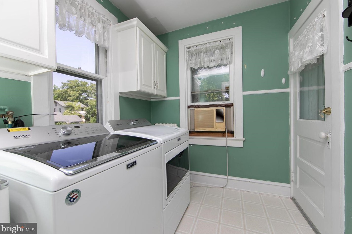 405 Westmont Ave, Haddonfield NJ 08033-2318 exterior