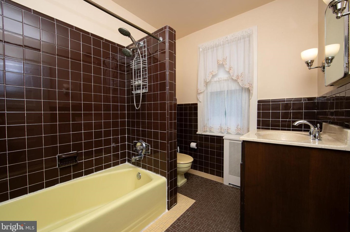 405 Westmont Ave, Haddonfield NJ 08033-2318 exterior