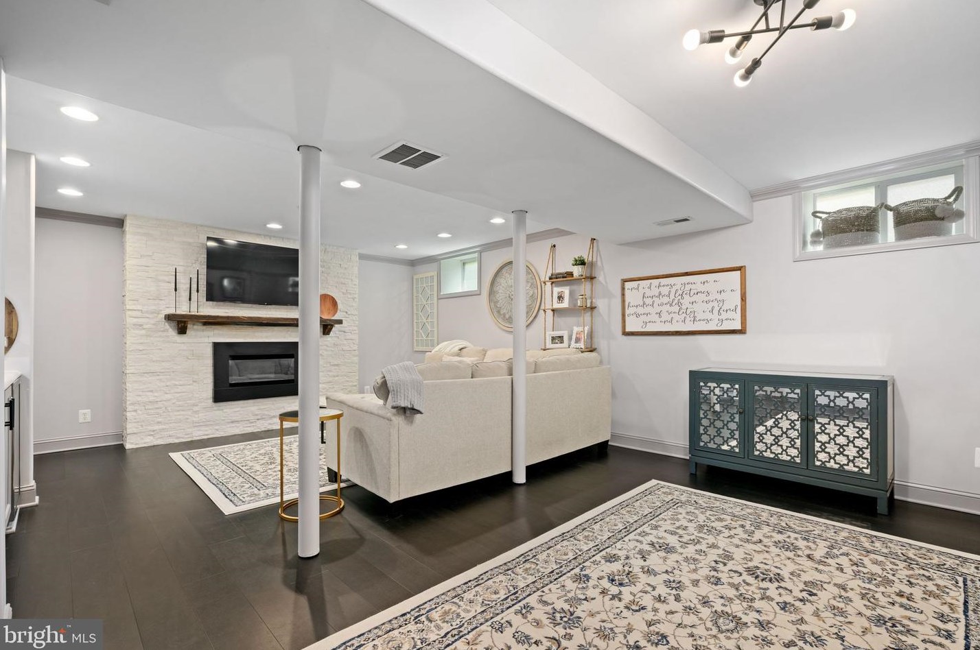 103 Washington Ave, Camden NJ 08108-1535 exterior