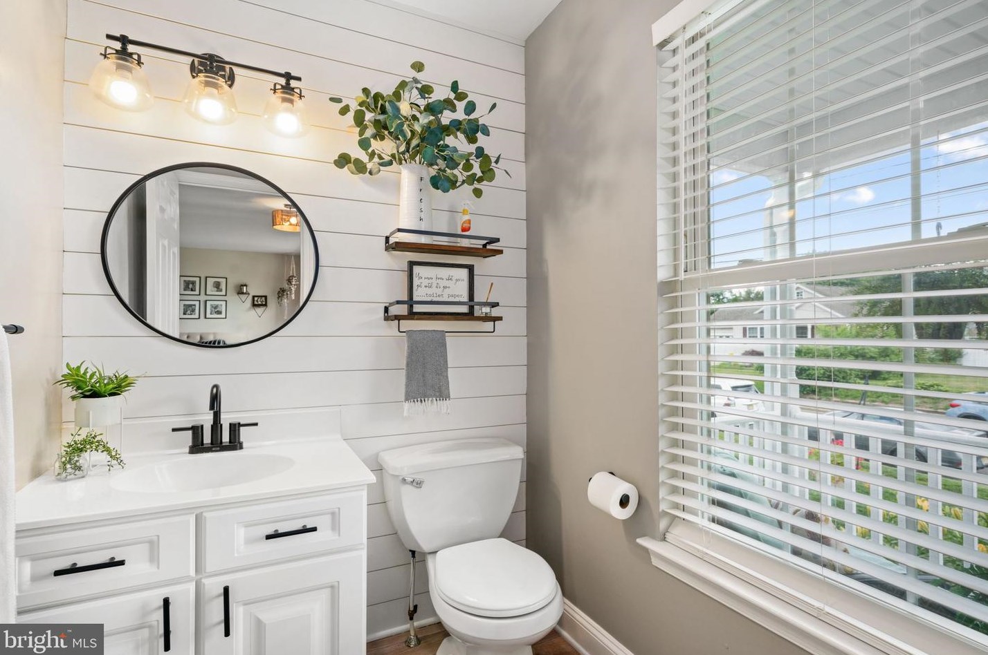 103 Washington Ave, Camden NJ 08108-1535 exterior