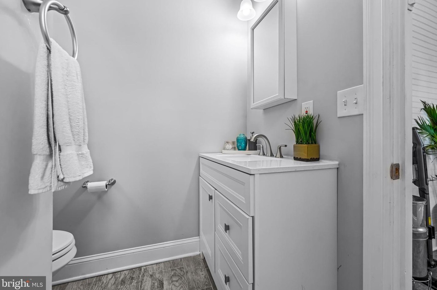 6563 Irving Ave, Camden NJ  08109-2419 exterior