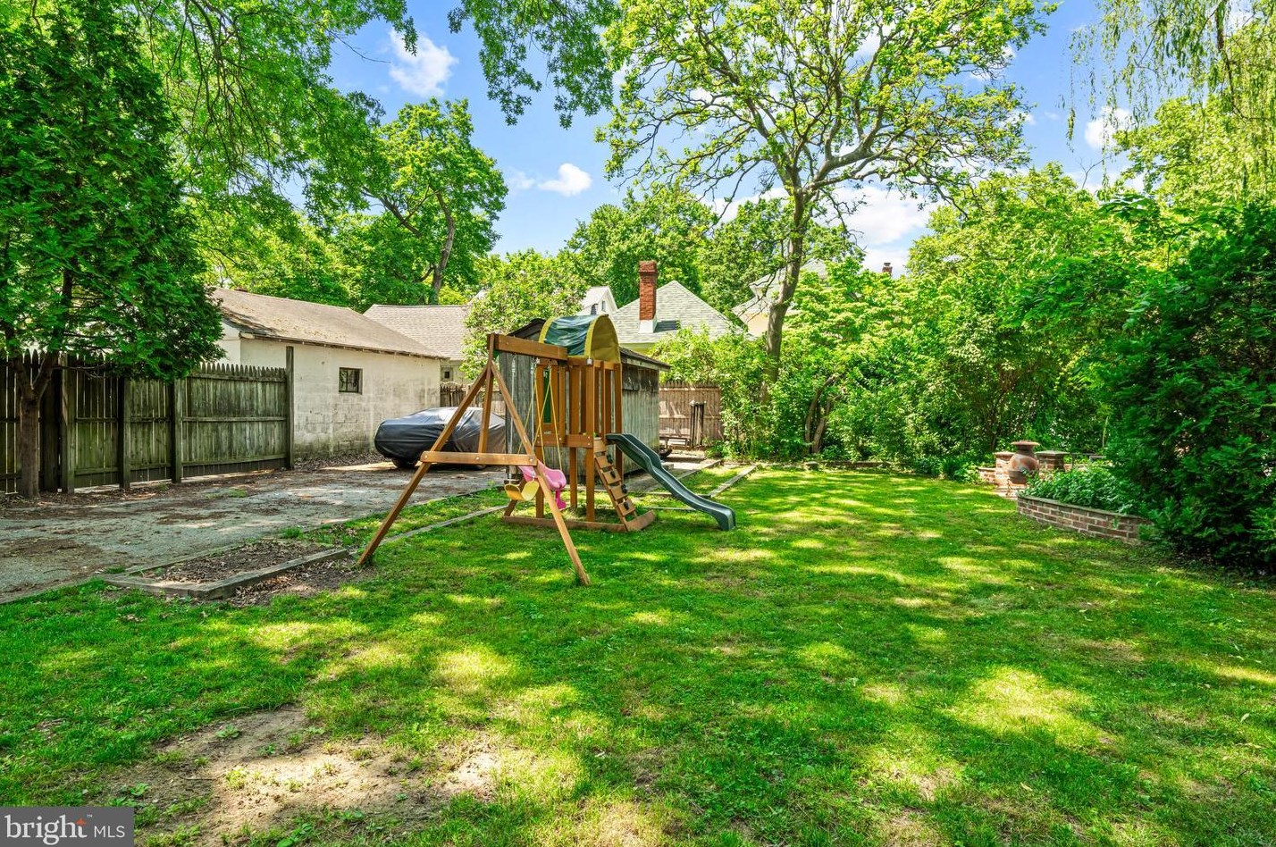 6563 Irving Ave, Camden NJ  08109-2419 exterior