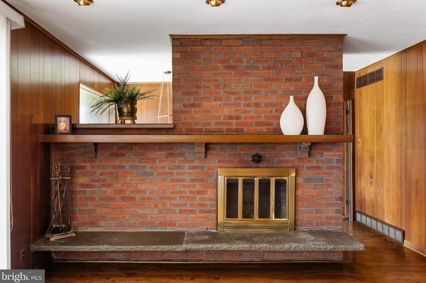 7119 Browning Rd, Camden NJ 08107-1916 exterior