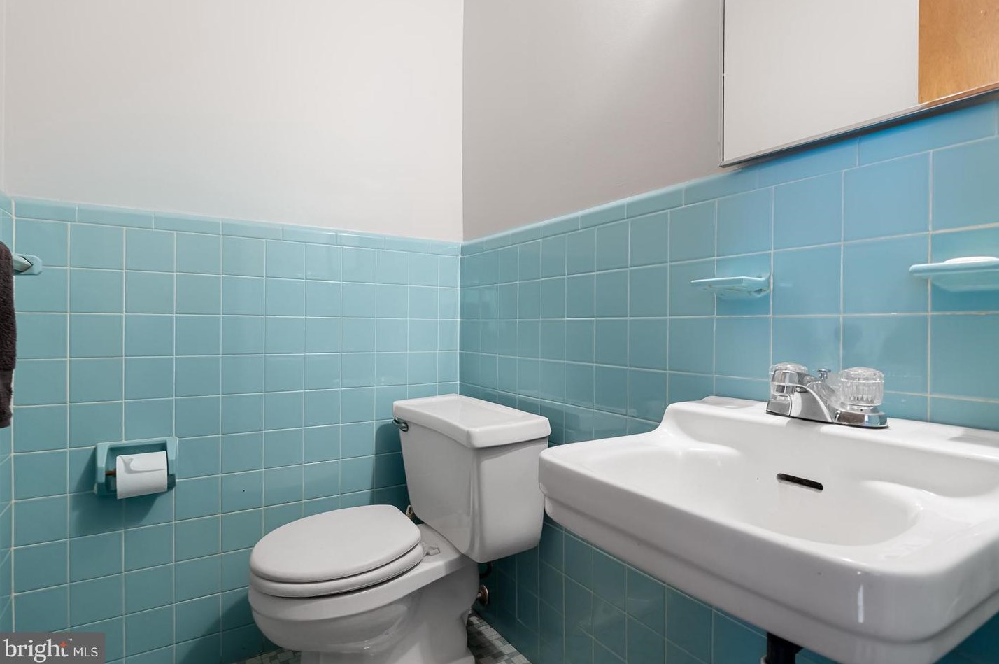 7119 Browning Rd, Camden NJ 08107-1916 exterior