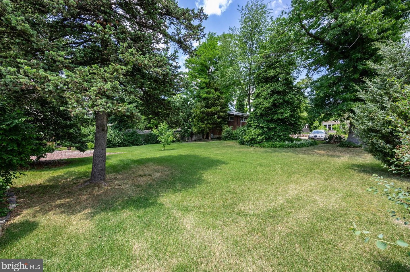 7119 Browning Rd, Camden NJ 08107-1916 exterior