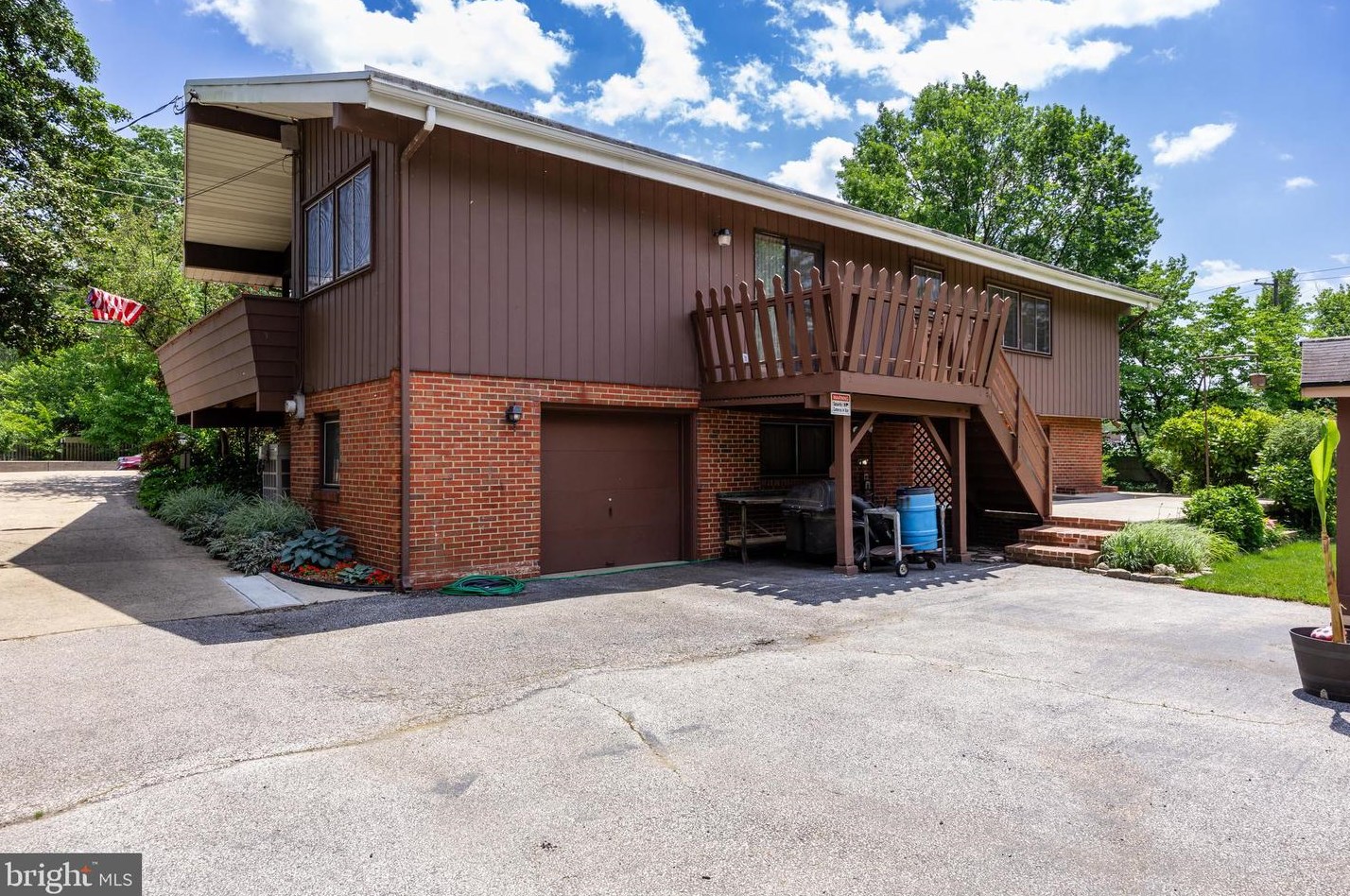 7119 Browning Rd, Camden NJ 08107-1916 exterior