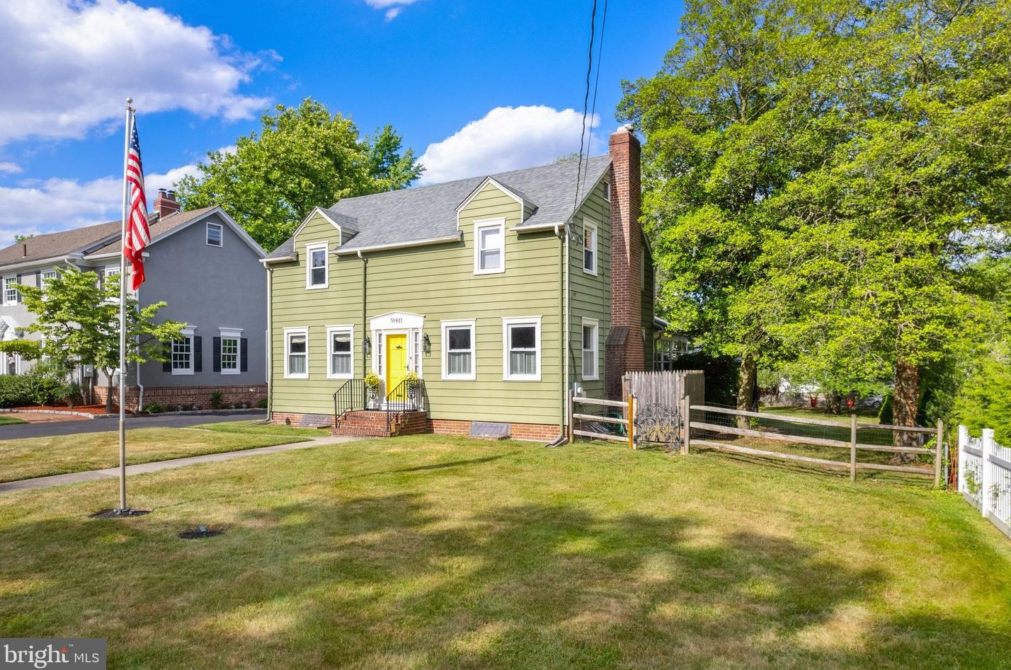 611 Grv St, Haddonfield NJ 08033-1217 exterior