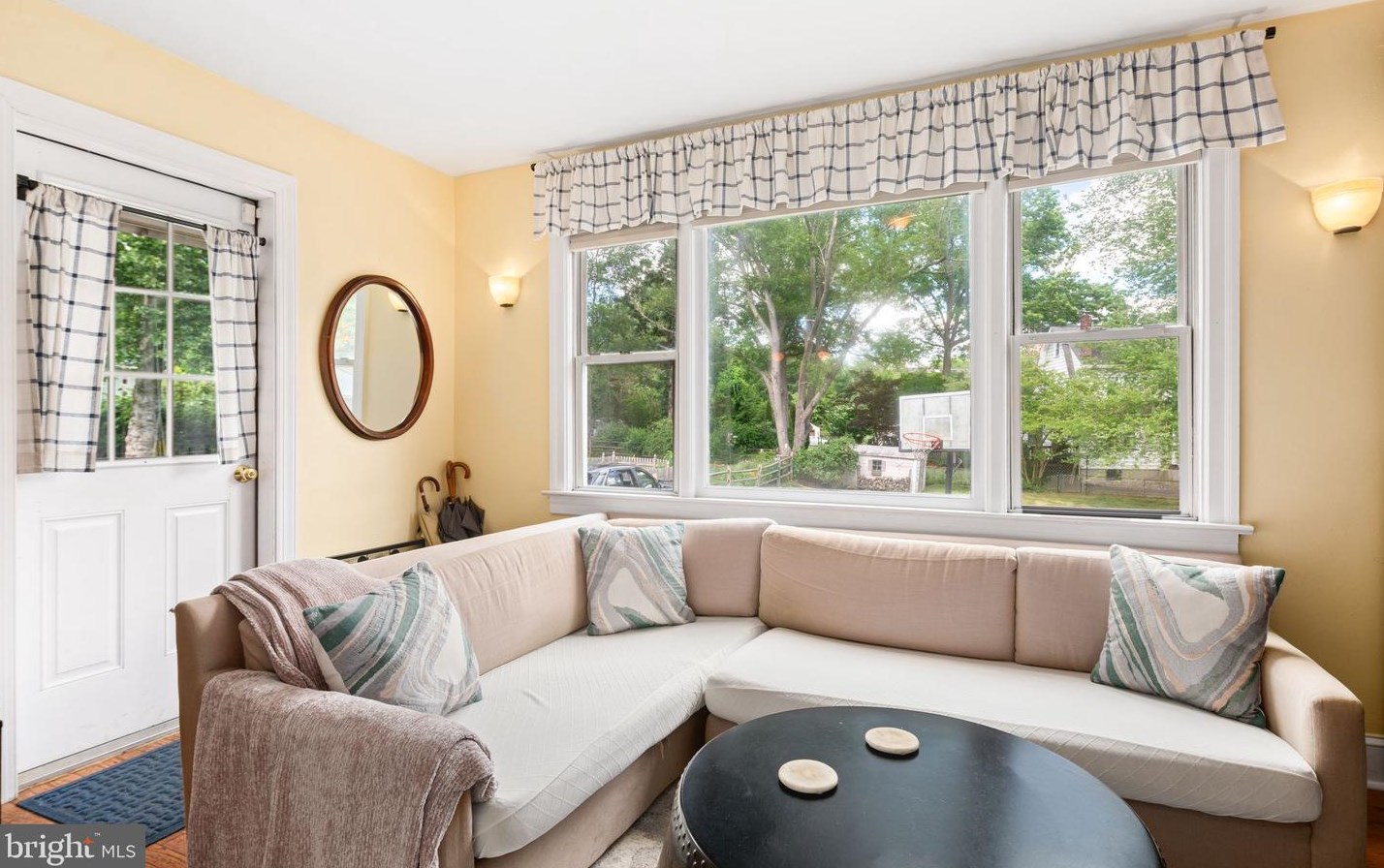 611 Grv St, Haddonfield NJ 08033-1217 exterior