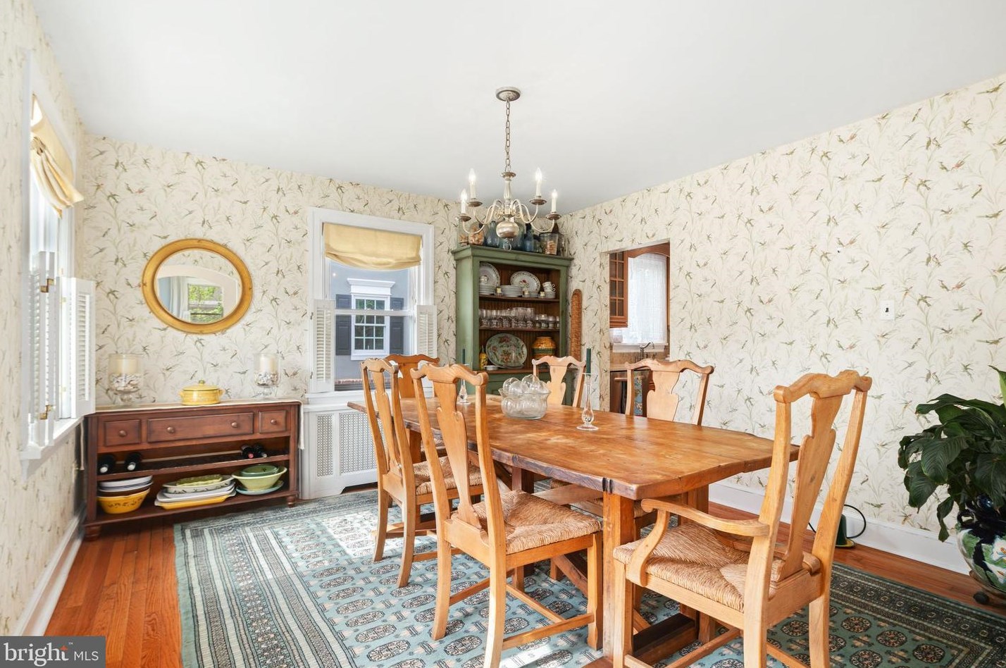 611 Grv St, Haddonfield NJ 08033-1217 exterior