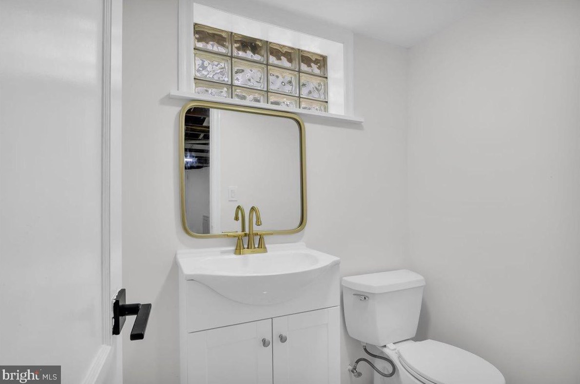 4645 Springfield Ave, Camden NJ  08109-1941 exterior