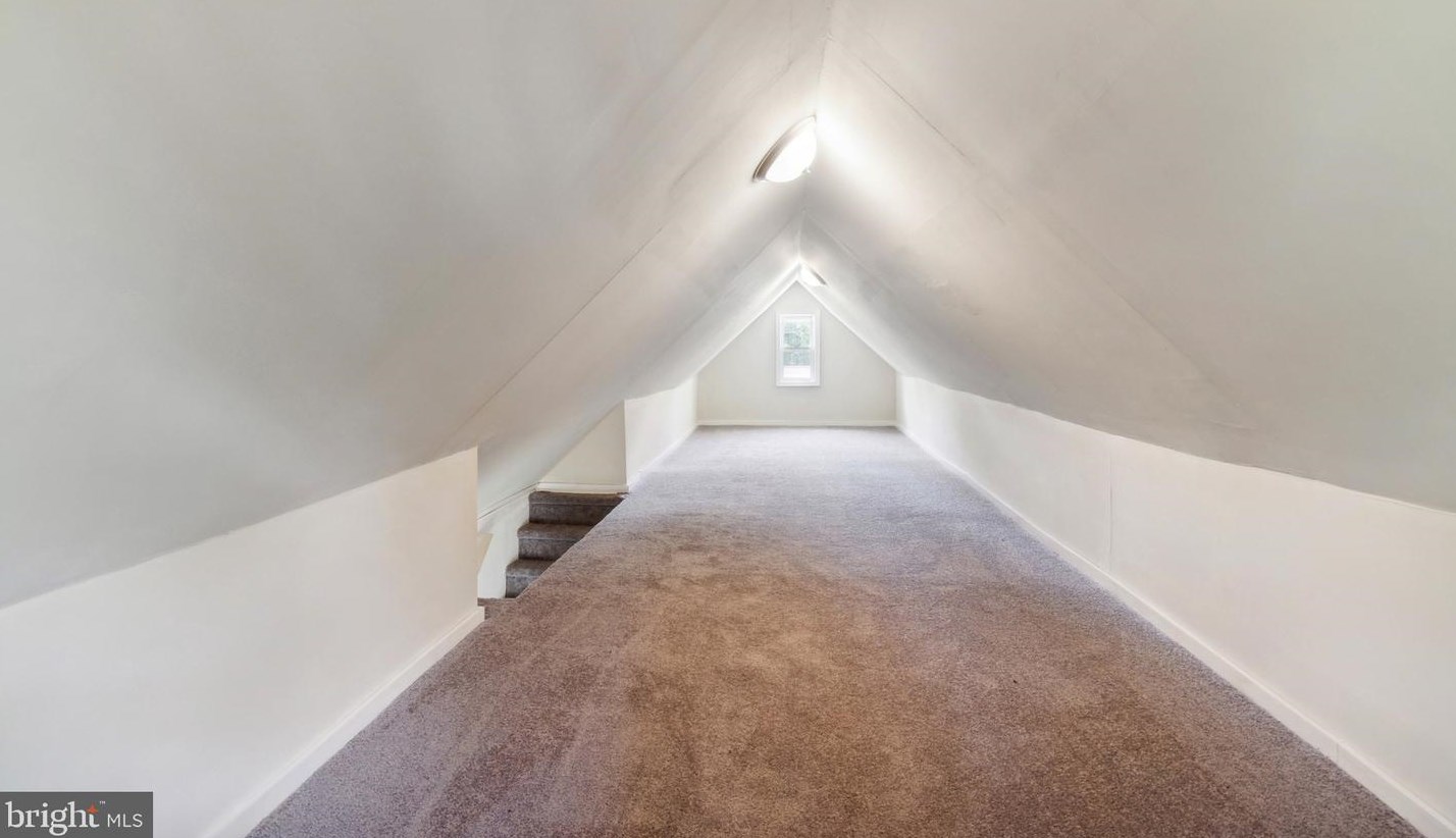 6240 Clayton Ave, Camden NJ 08109-1305 exterior