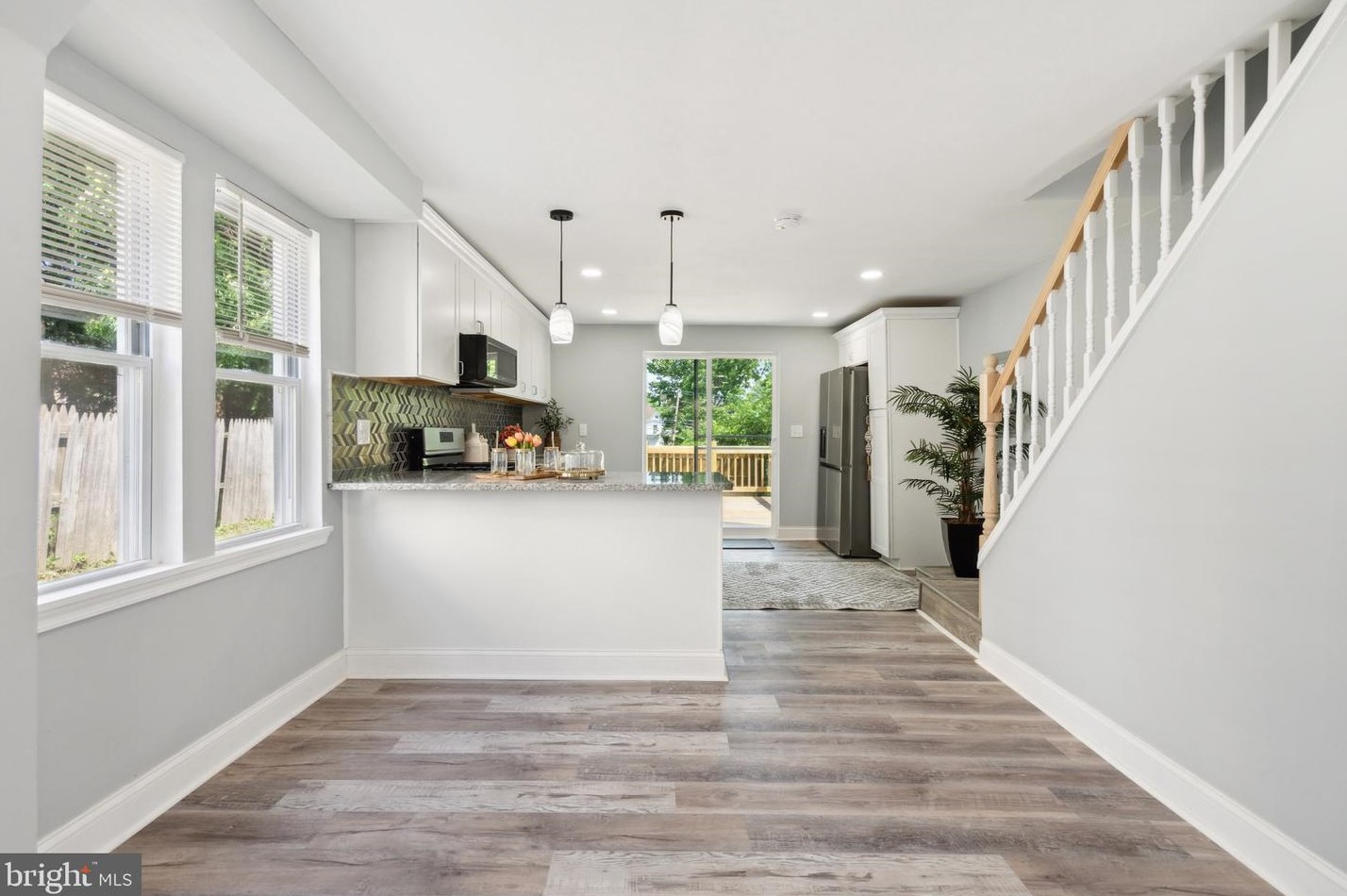 6240 Clayton Ave, Camden NJ 08109-1305 exterior