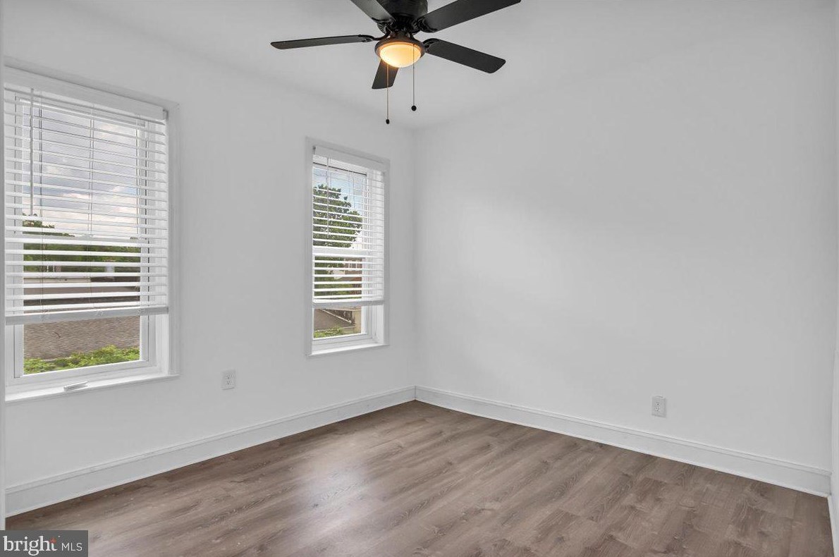 11 Atlantic, Camden NJ 08104-1204 exterior