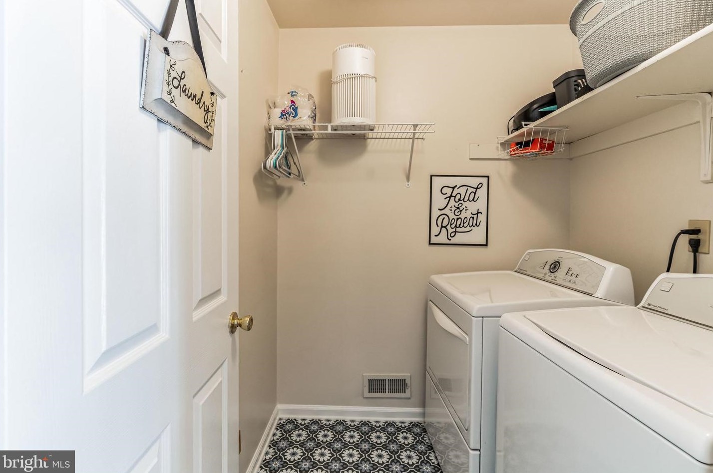 152 Ln Costa Dr, Blenheim NJ 08012-5544 exterior