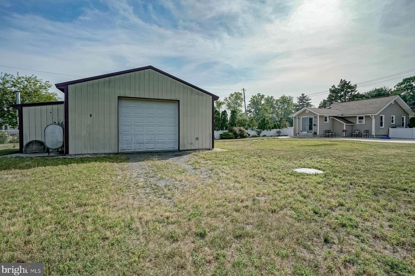 1891 Erial Clementon Rd, Erial NJ 08081-9670 exterior