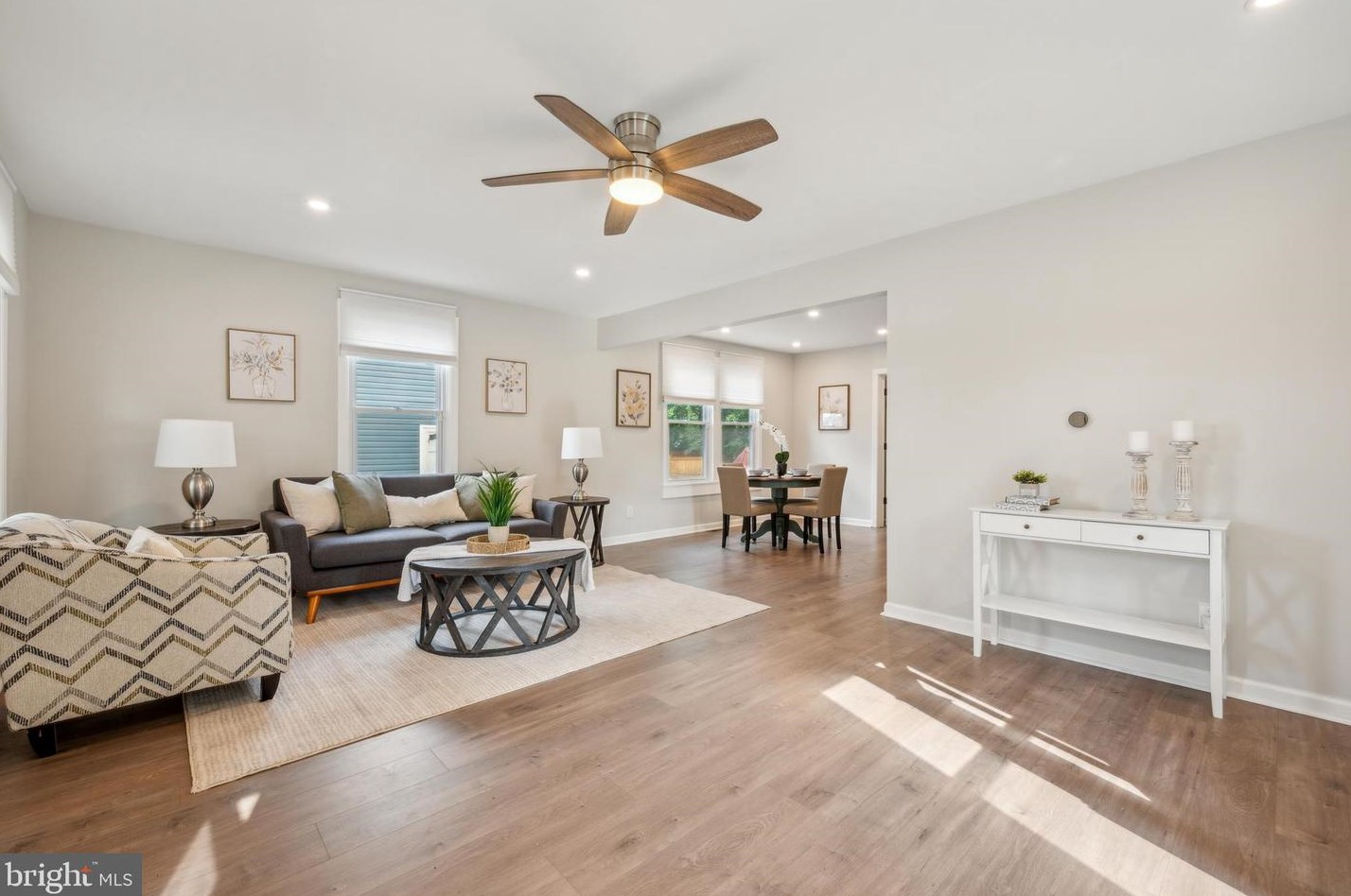 459 Cv Rd, Camden NJ 08110-3512 exterior