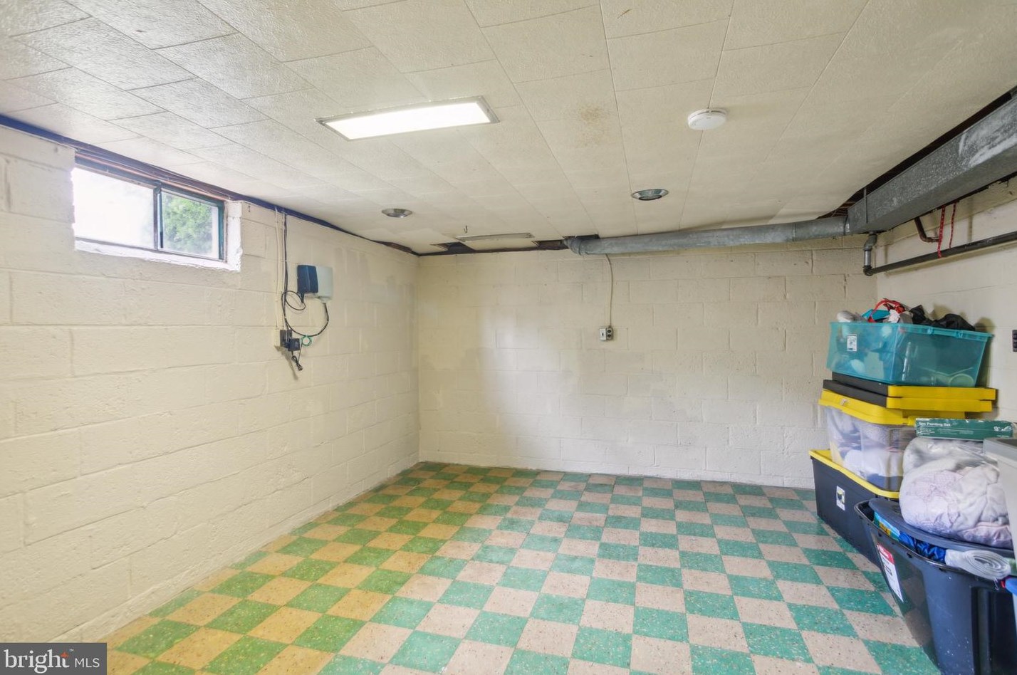 2651 Finlaw Ave, Camden NJ  08109-3116 exterior