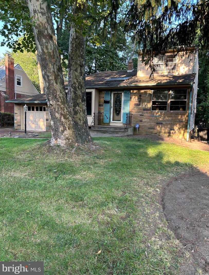 509 Strawbridge Ave, Camden NJ  08108-1814 exterior