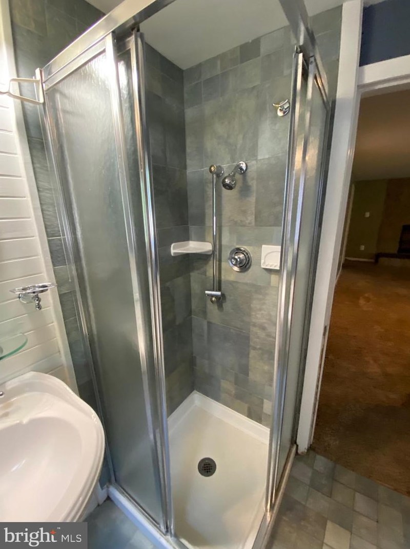 509 Strawbridge Ave, Camden NJ  08108-1814 exterior