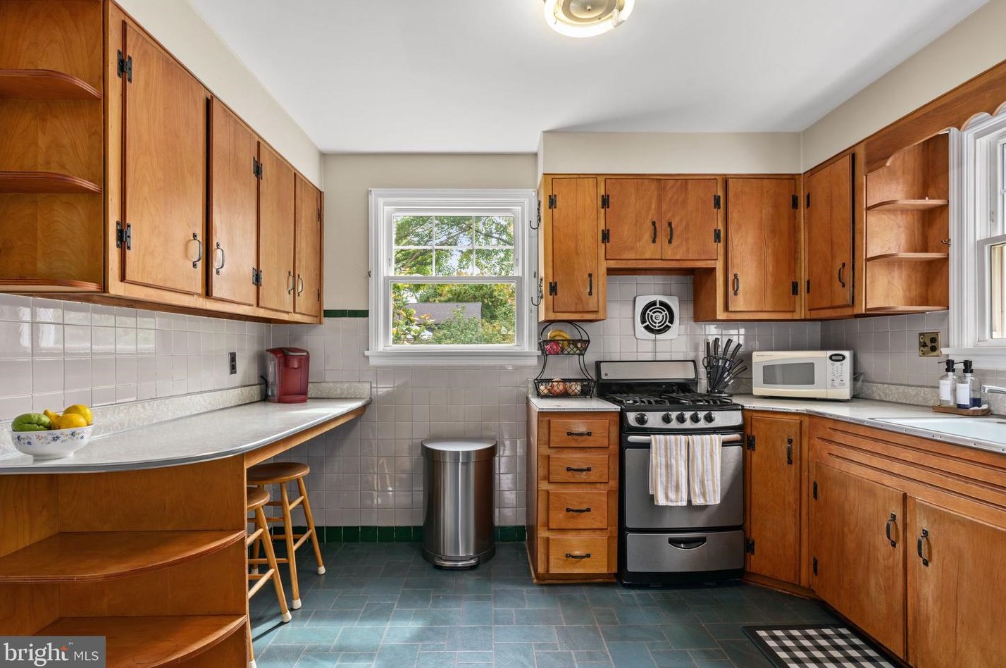 1834 Wayne Ave, Haddon Heights NJ  08035-1036 exterior