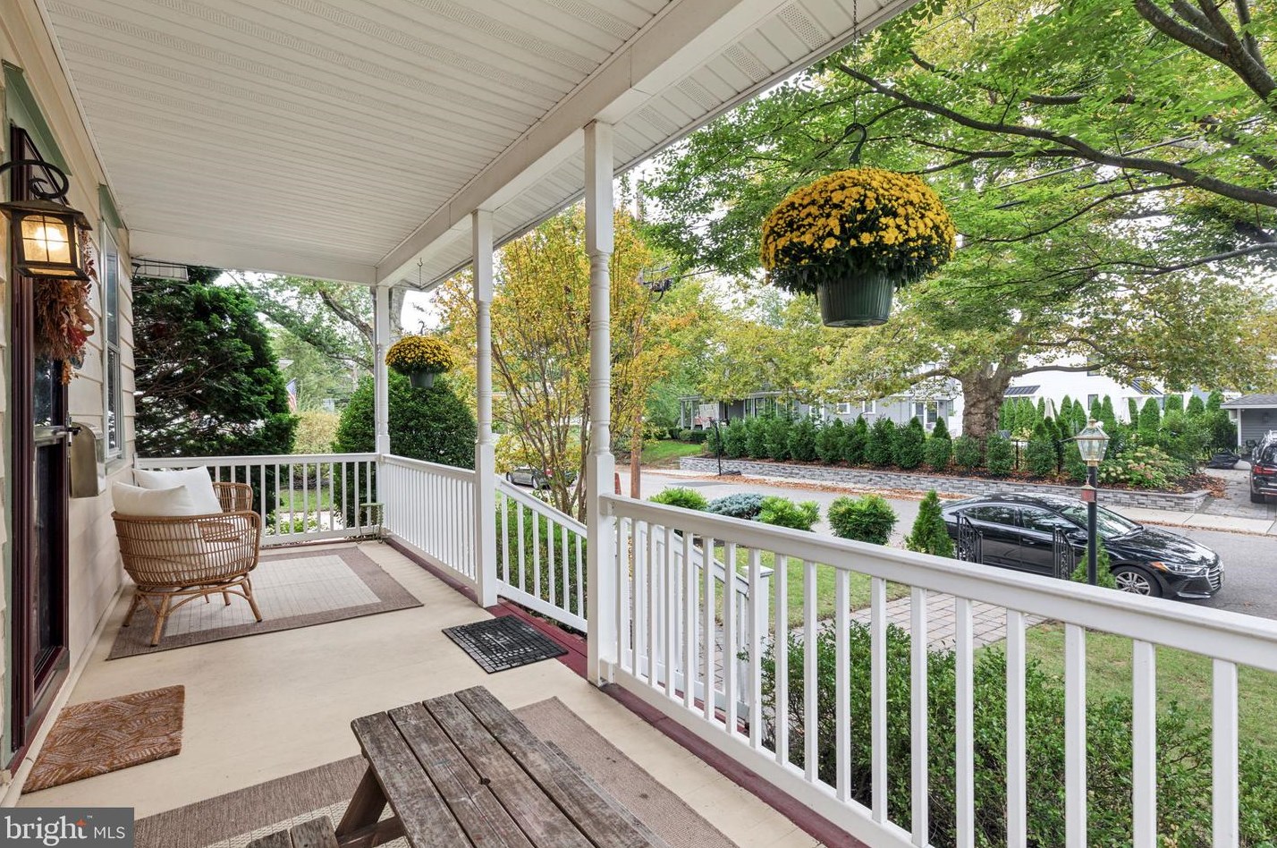 314 Windsor Ave, Haddonfield NJ 08033-1142 exterior