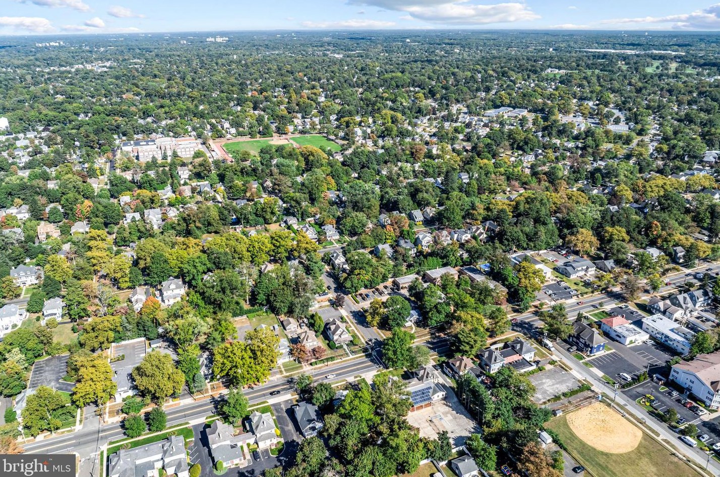 401 White Horse Pike, Haddon Heights NJ 08035-1925 exterior