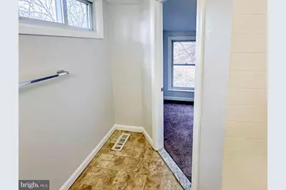 17 W Buckingham Avenue, Mount Ephraim, NJ 08059 - Photo 25