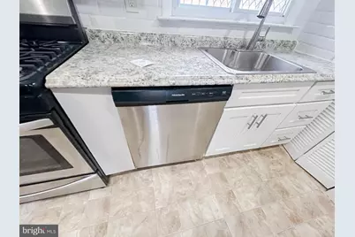 17 W Buckingham Avenue, Mount Ephraim, NJ 08059 - Photo 11