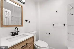 1239 Lake Shore Dr, Camden, NJ 08104 - Photo 25