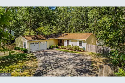 4 Oak Leaf Road, Berlin, NJ 08009 - Photo 1