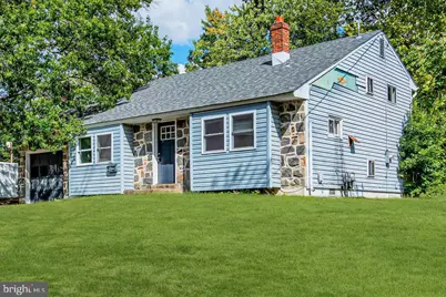 211 Chatham Drive, Lindenwold, NJ 08021 - Photo 1