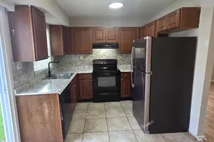 15 Lawrence Ct, Sicklerville, NJ 08081 - Photo 13