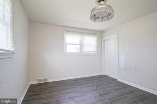 512 E Church St, Gloucester Township, NJ 08012 - Photo 9