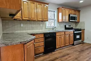 332 E Linden Ave, Lindenwold, NJ 08021 - Photo 3