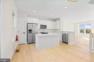 33 Tailor Ln, Sicklerville, NJ 08081 - Photo 17