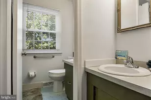 147 Greenvale Rd, Cherry Hill, NJ 08034 - Photo 23
