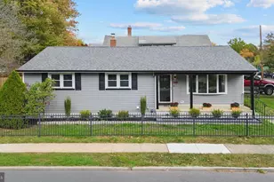 321 Edgewood Ave, Audubon, NJ 08106 - Photo 3