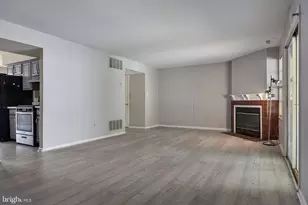 13 Summit Ct, Clementon, NJ 08021 - Photo 3