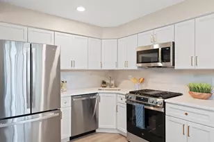 24 Summer Dr, Berlin, NJ 08009 - Photo 9